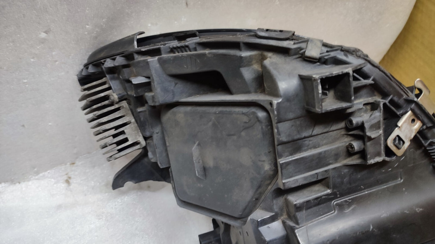 MERCEDES C CLASS W205 HYBRID LED DRIVERS SIDE RIGHT HEADLIGHT A2059060204 m71