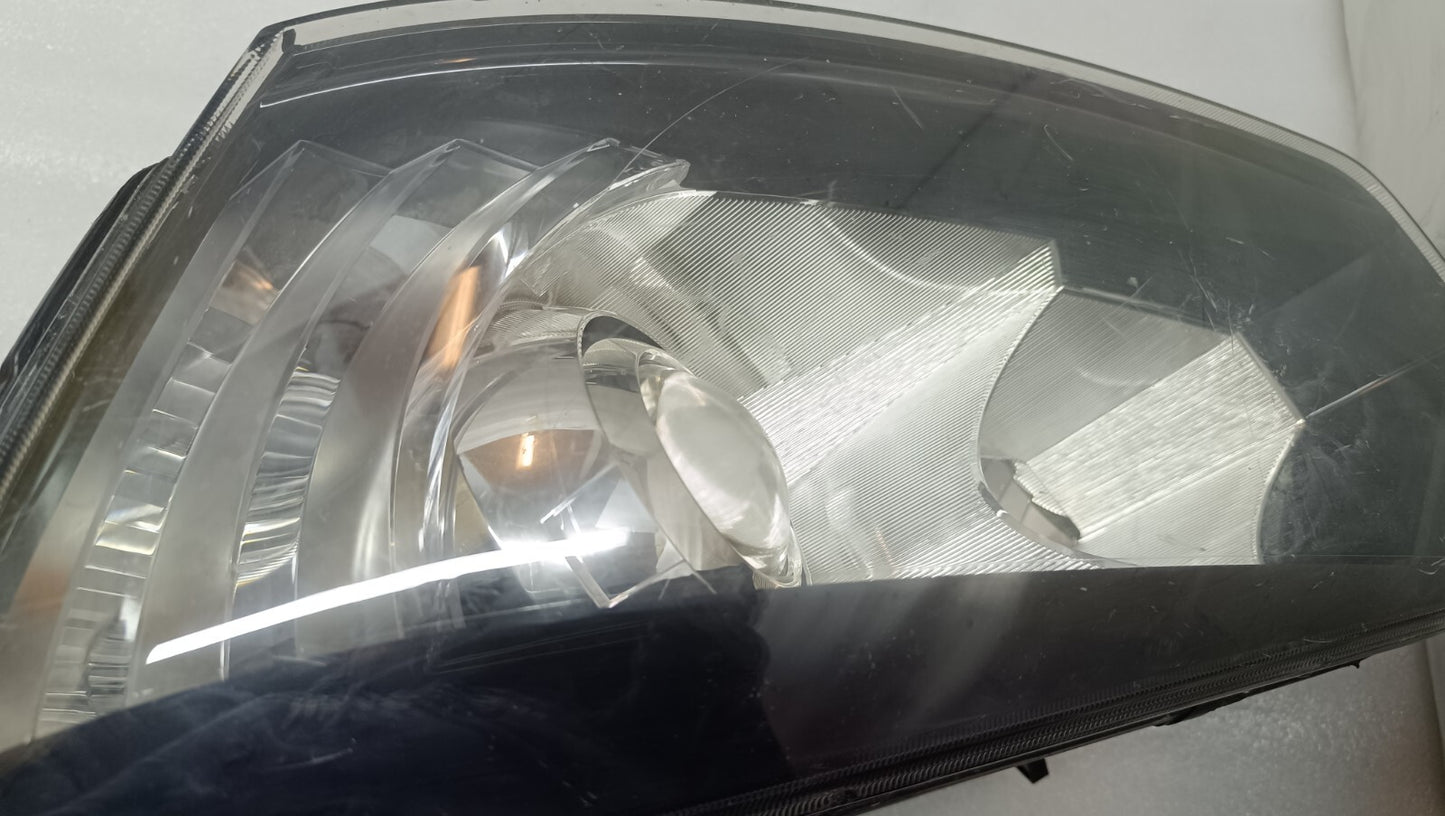 Skoda Yeti 5L 2014-2018 Genuin RHD Xenon headlight unit (left) 5L2941017D sk102