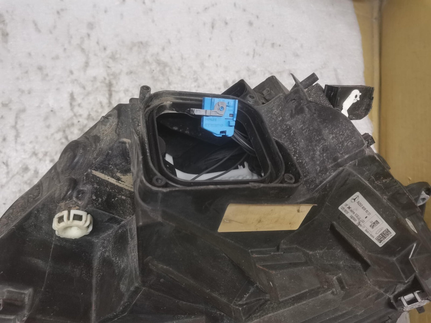 GENUINE MERCEDES GLC W253 DRIVER SIDE LED INTELLIGENT HEADLIGHT A2539066001 m65