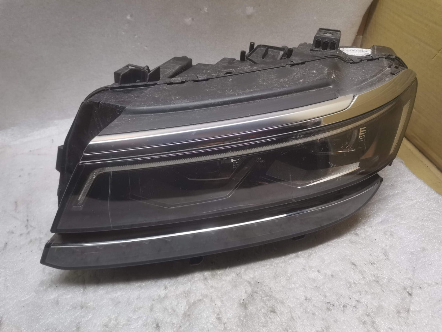 VOLKSWAGEN TIGUAN NS XENON LED HEADLIGHT 5NC941081A vwti119