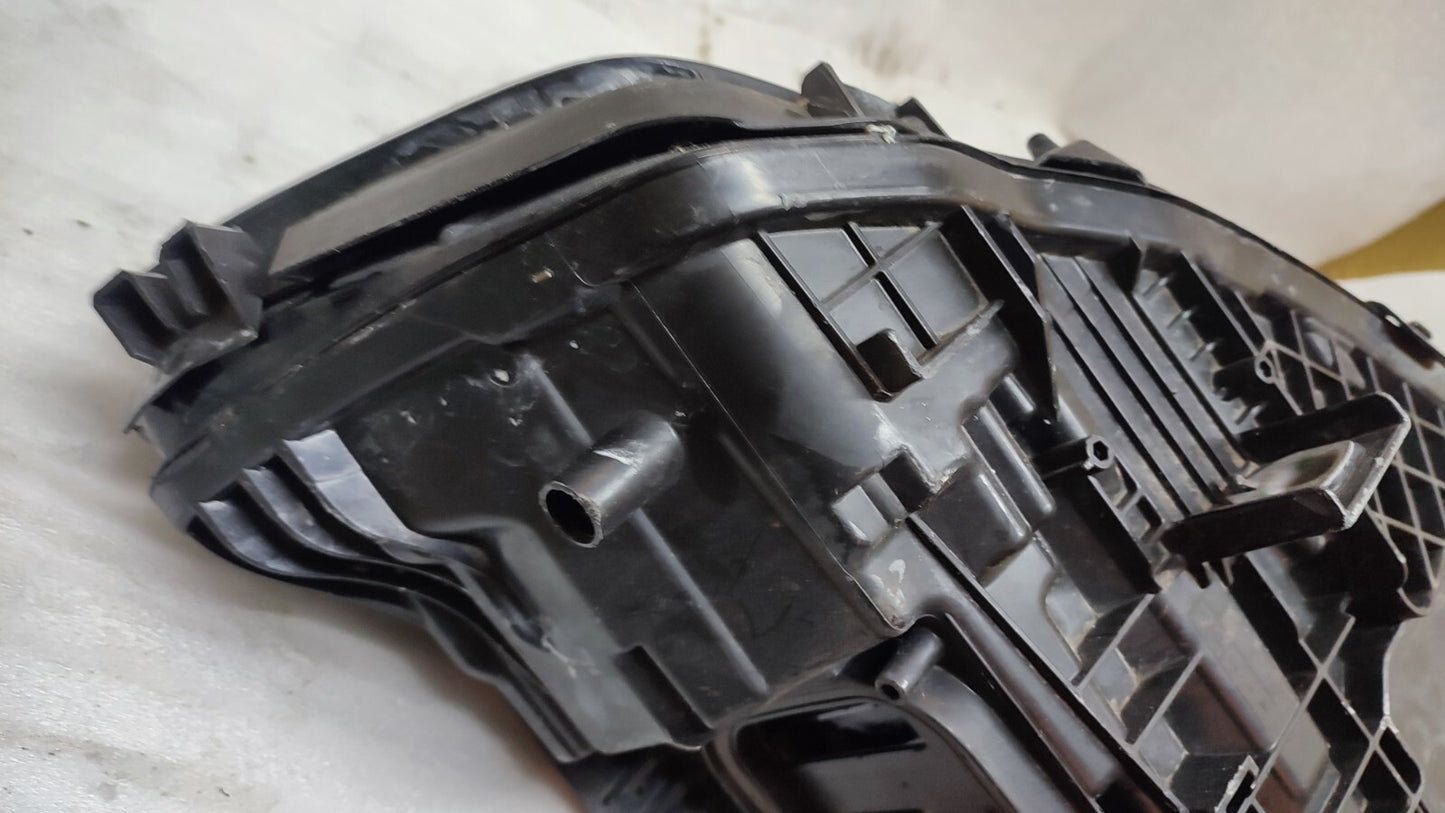 MERCEDES A CLASS W177 2018+ PASSENGERSIDE HEADLIGHT A1779063905 m17791