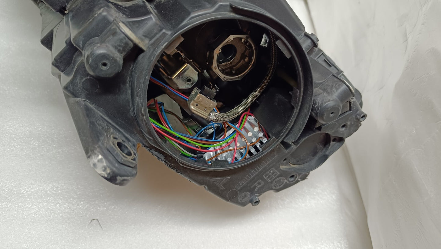 SKODA OCTAVIA 2013 - 2017 DRIVER XENON LED DRL HEADLIGHT RIGHT 5E2941016B sk107