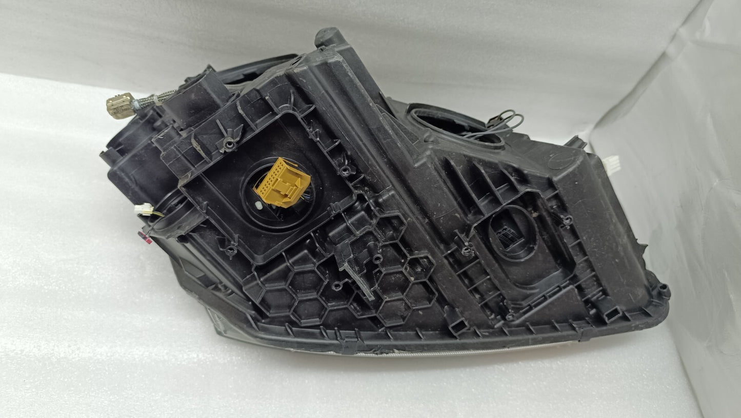 Skoda Yeti 5L 2014-2018 Genuin RHD Xenon headlight unit (left) 5L2941017D sk102