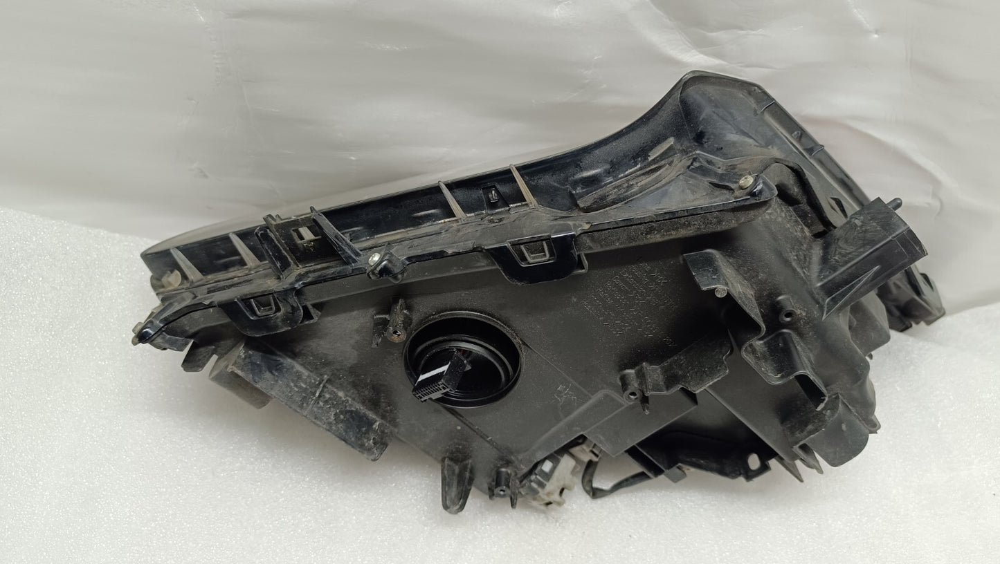 Lexus NX 300H Headlight Passenger Side 2014 - 2021 8118578040 / 89907-78021 LE21