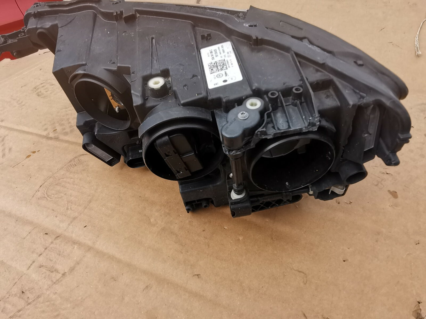 Volkswagen T-ROC Headlight Drivers Side Offside 2GA941006C VWTR34