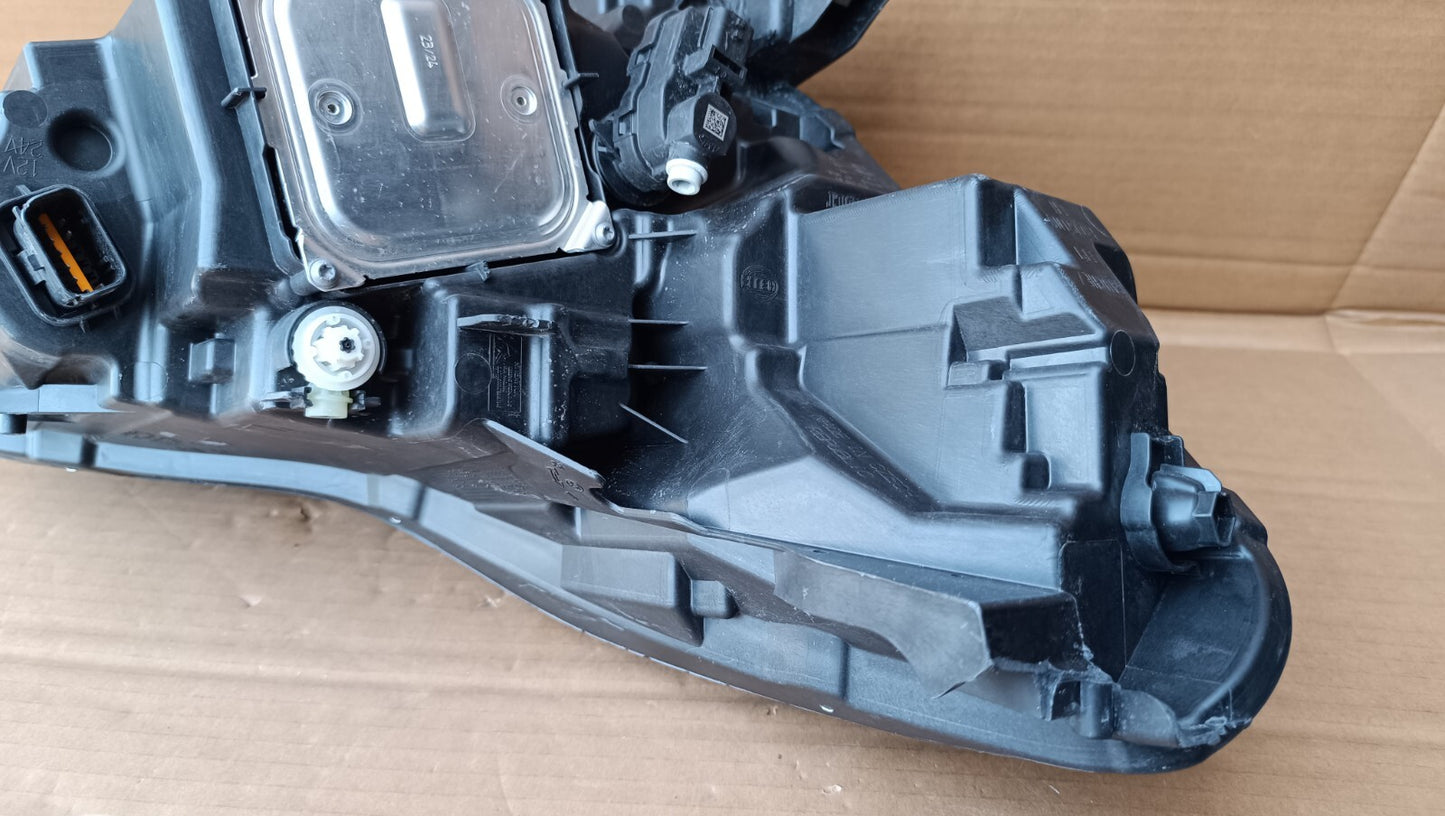 Renault Captur 2020-2022 N/S LED Headlight 260603358R ren54