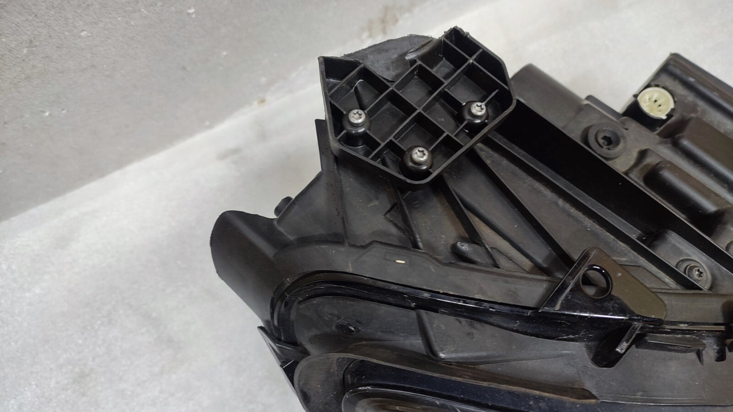 MERCEDES E CLASS 2016-2020 DRIVER SIDE LED XENON HEADLIGHT A2139064204 m21375