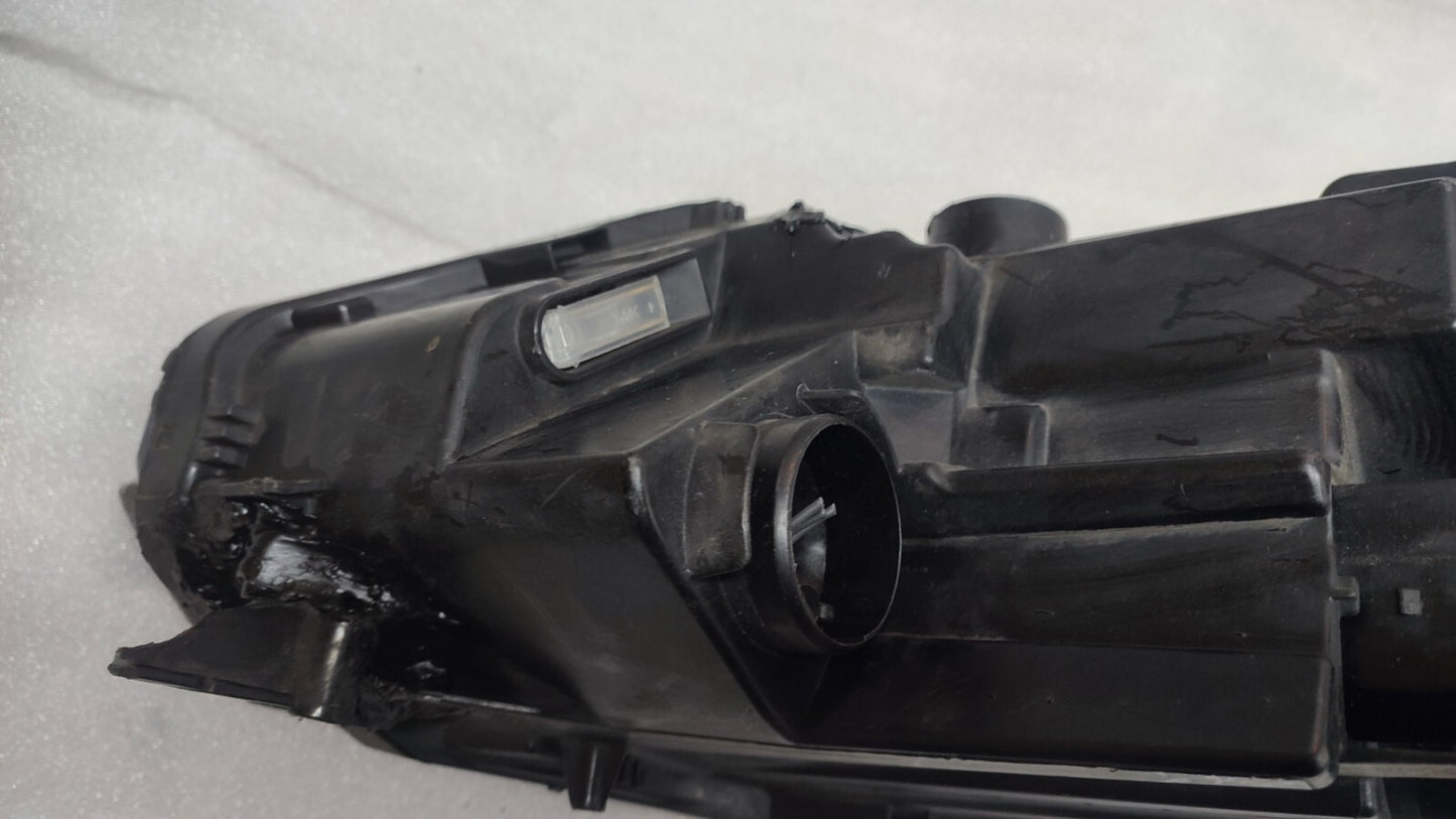 VOLKSWAGEN PASSAT FRONT HEADLIGHT LEFT PASSENGER SIDE HALOGEN B8 3G2941005B v178