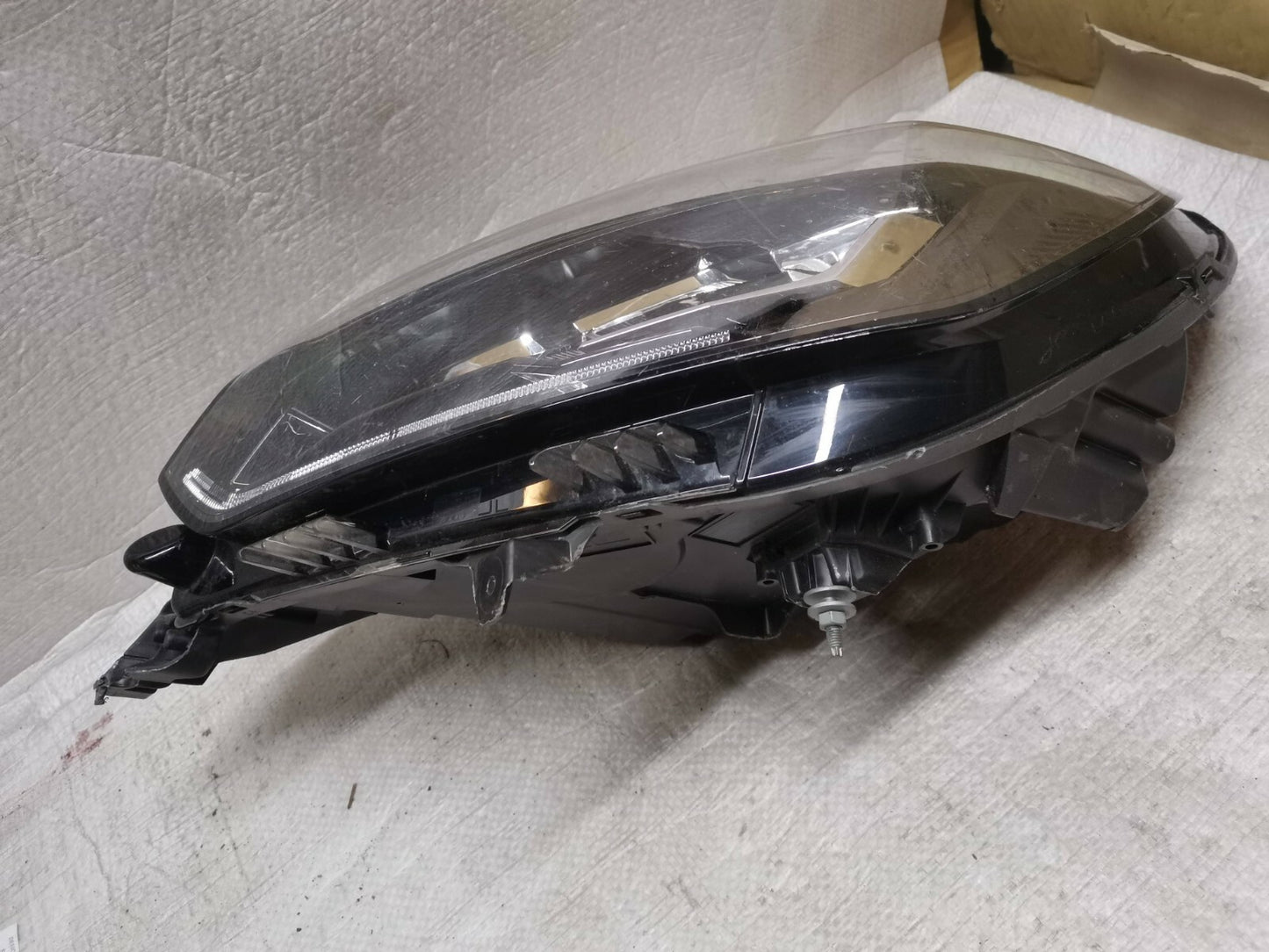 PEUGEOT 208 2020+ GENUINE LED PASSENGERS LEFT LH HEAD LIGHT LAMP psa6
