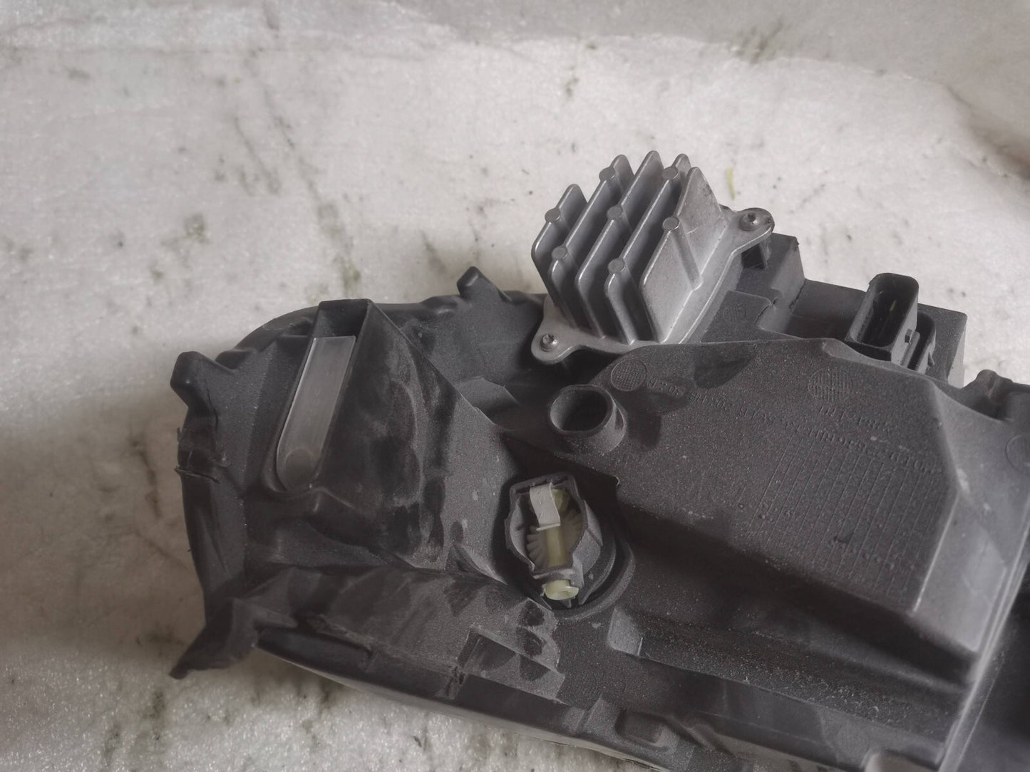 VAUXHALL CORSA F LUX OS Drivers Right Front LED Headlight Headlamp 98294633 vx78