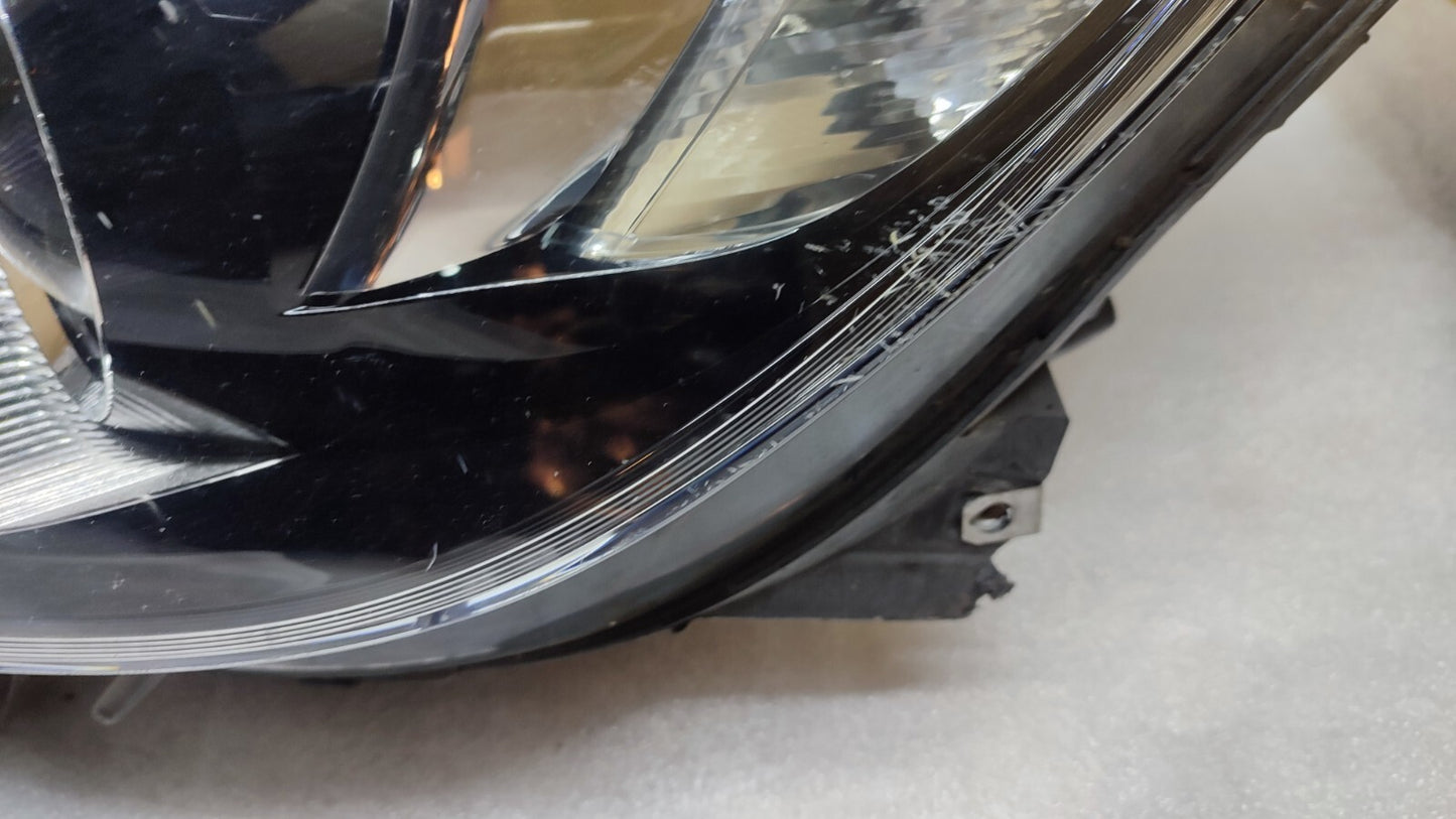 Vauxhall Astra J GTC Headlight Lamp Near Side Left Halogen  39027953 vxag85