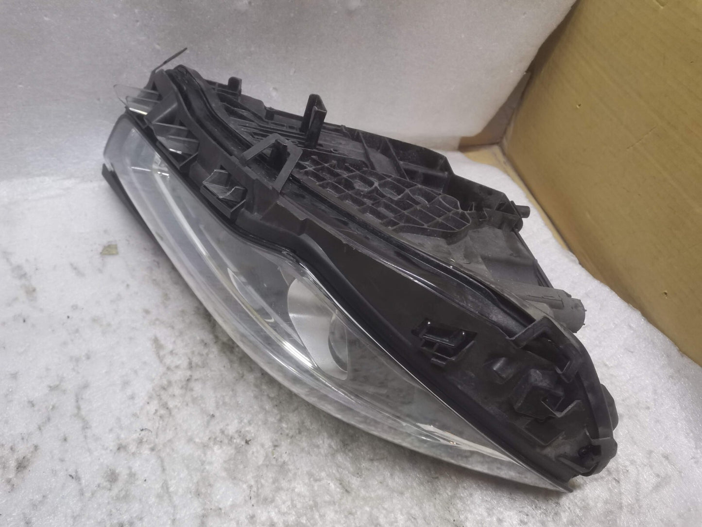 MERCEDES-BENZ CLA 2019-22 FRONT RIGHT DRIVER SIDE HEADLIGHT A1189062800 m11863