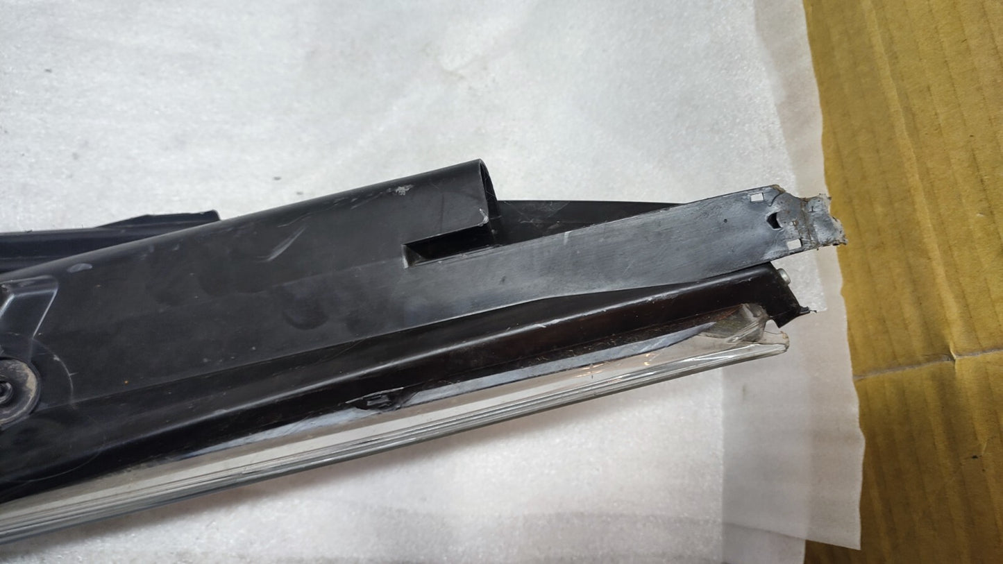 Toyota CH-R headlight Halogen driver side 2017-2019 81110-F4011-00 to40