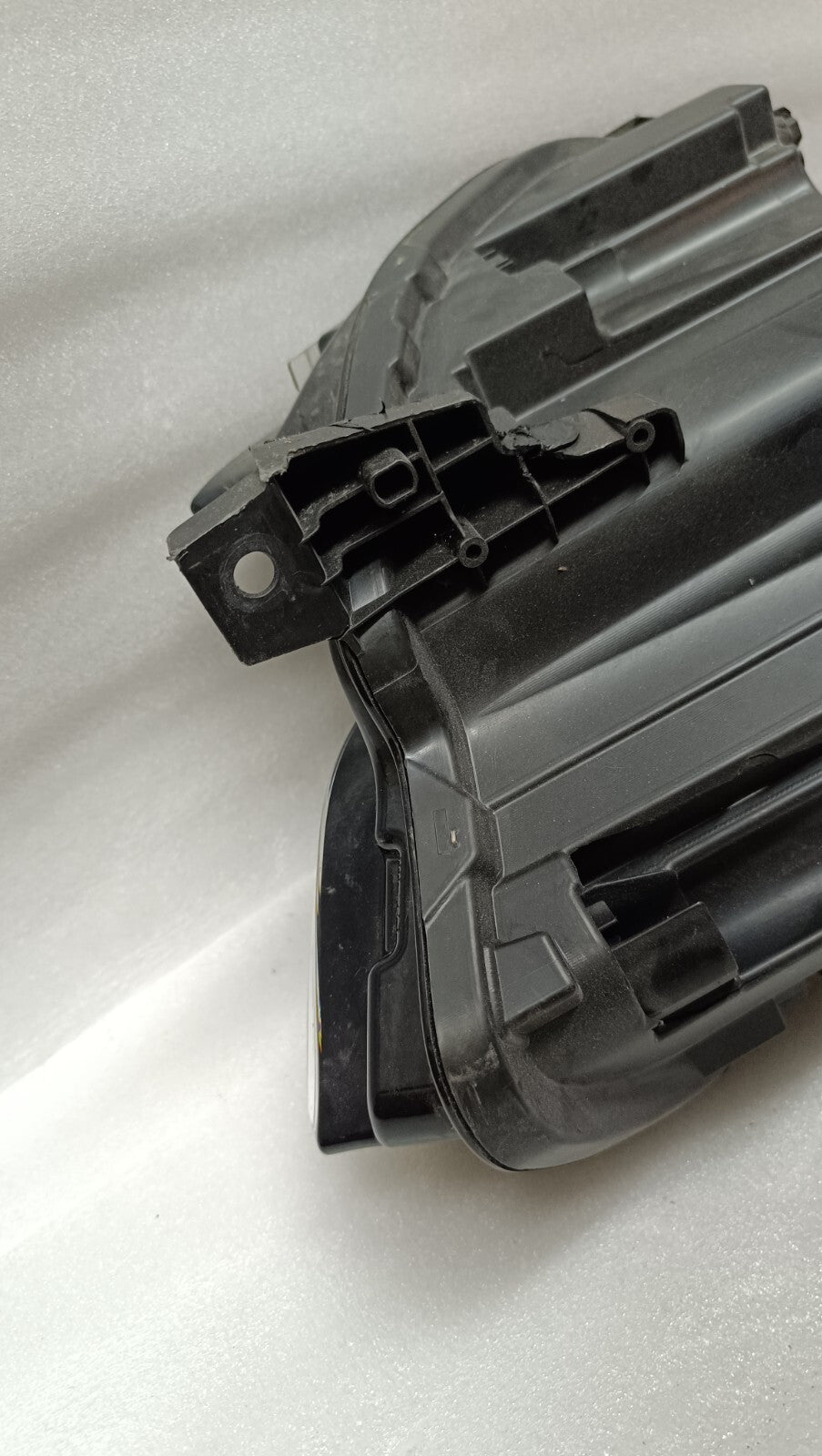 RENAULT CAPTURE HEADLAMP LEFT. PURE LED MK5 2019-2023 PASSENGER 260608134R  re69