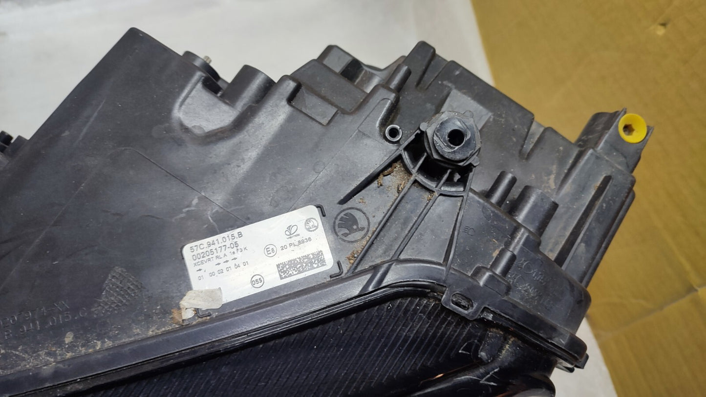 SKODA KAROQ LEFT PASSENGER NEAR SIDE LED HEADLIGHT 57C941015B 2018-2021 skkq82