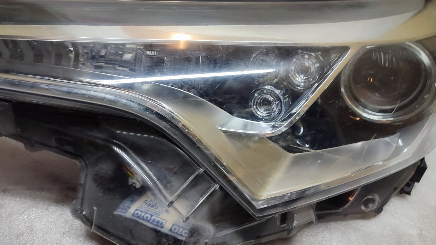TOYOTA C-HR LEFT SIDE LED HEADLIGHT 2017-2019 81150-F4011 to45