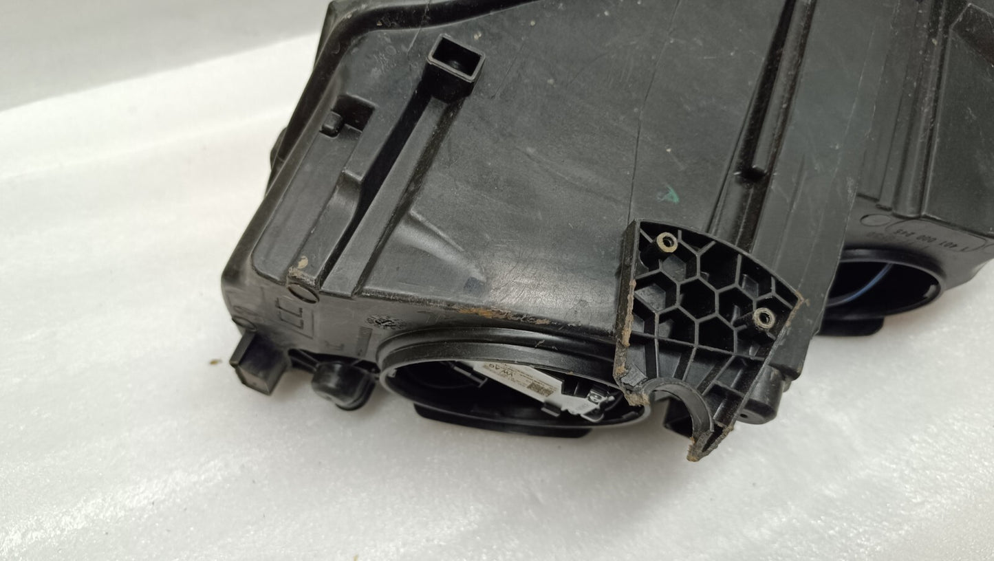 Skoda Octavia Right Driver O/S Halogen Headlight Headlamp 5e2941016c Mk3 SK106