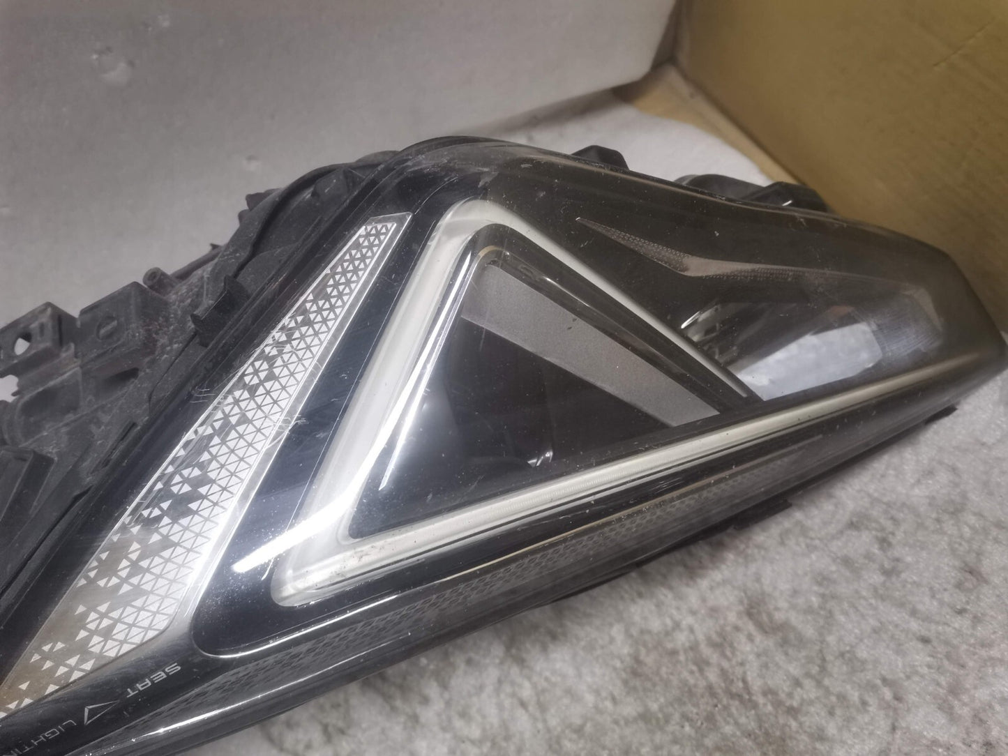 SEAT TARRACO 2019+ LED HEADLIGHT N/S PASSENGER SIDE LEFT 5FK941007D SE74