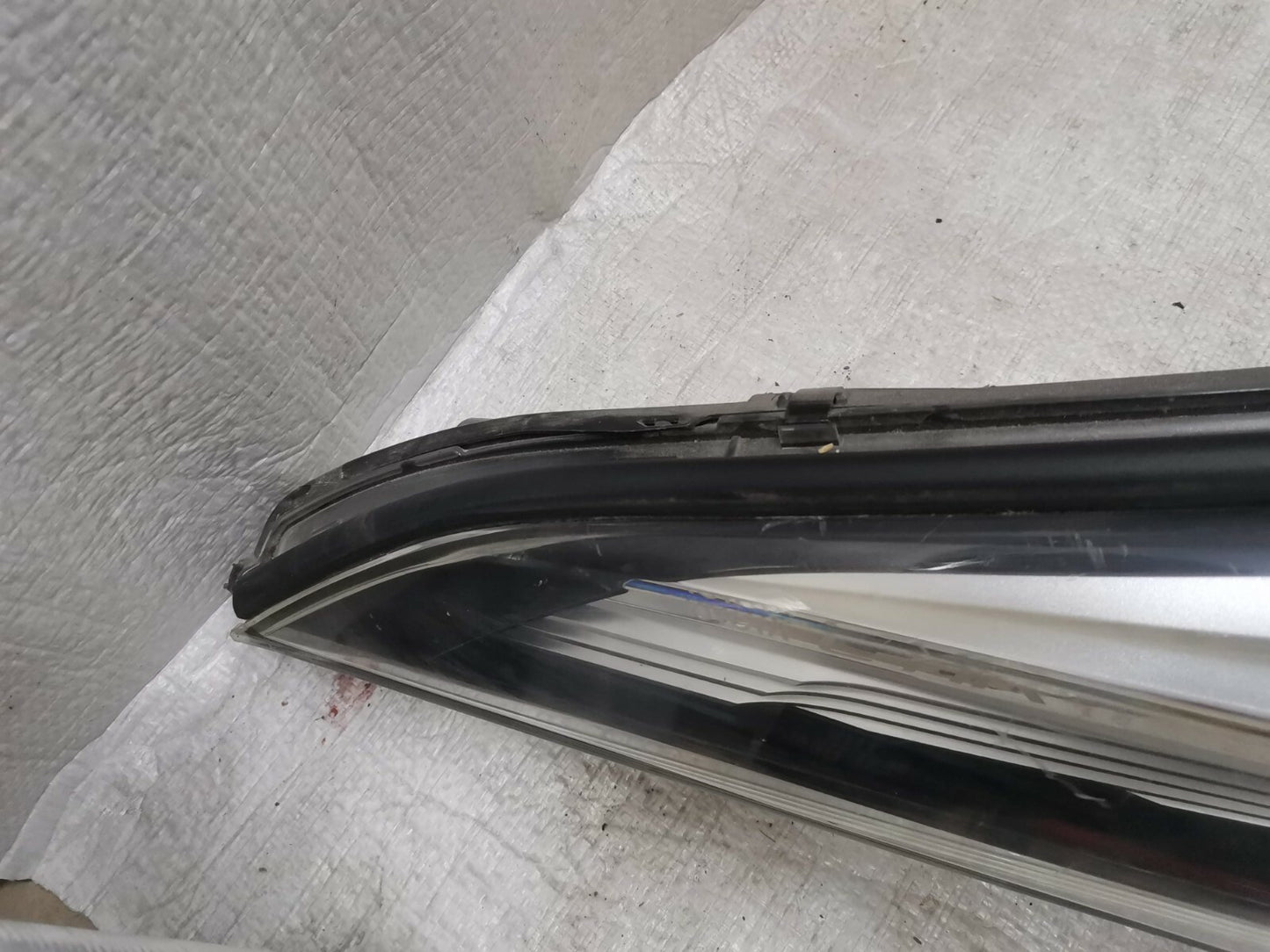 TOYOTA C-HR Right DRIVER SIDE LED HEADLIGHT 81110-F4061-00 2016-19 toch2