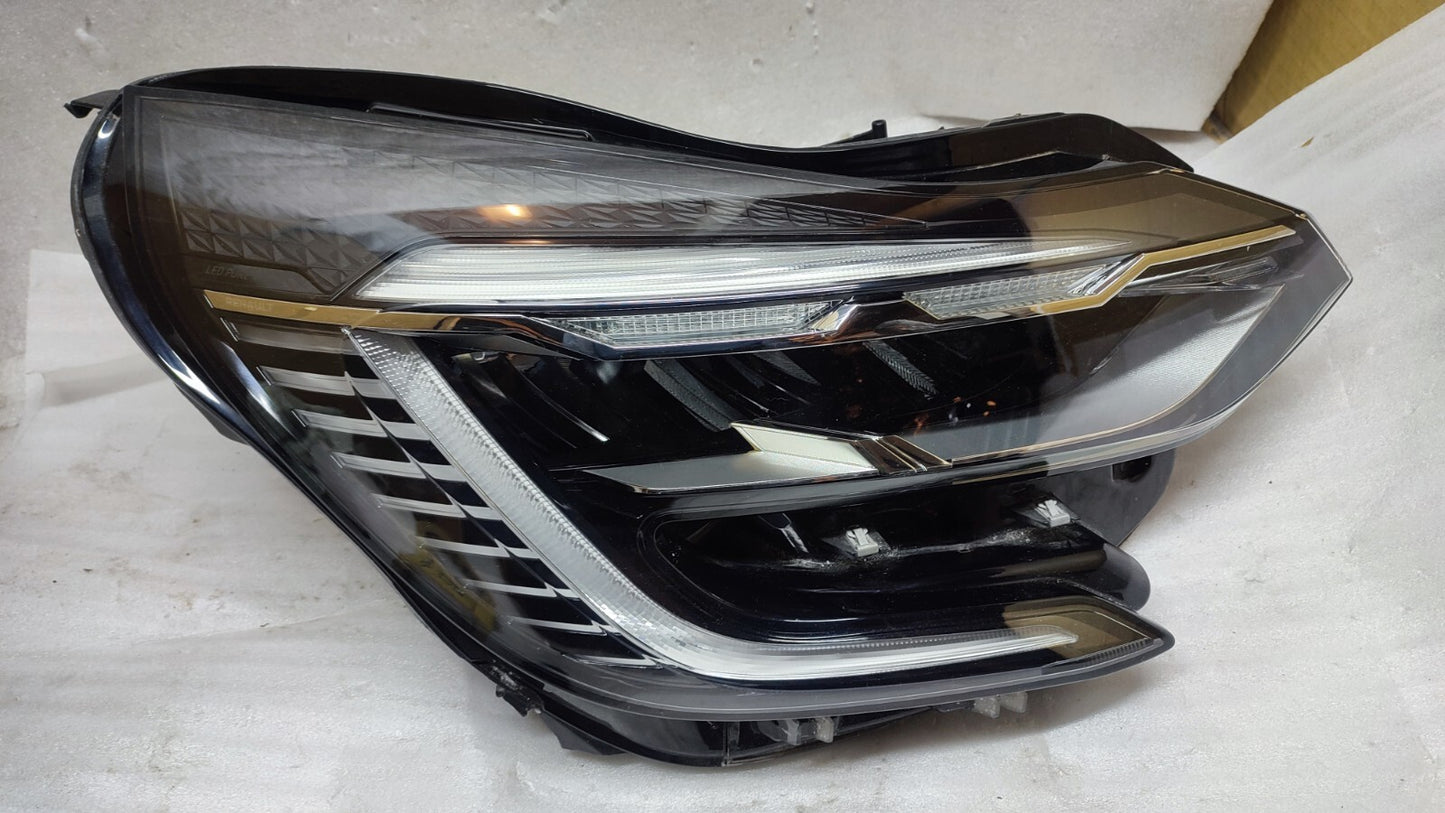 RENAULT CAPTUR HEADLAMP LED RIGHT DRIVER SIDE 260100119R MK2 2019-24 ren36