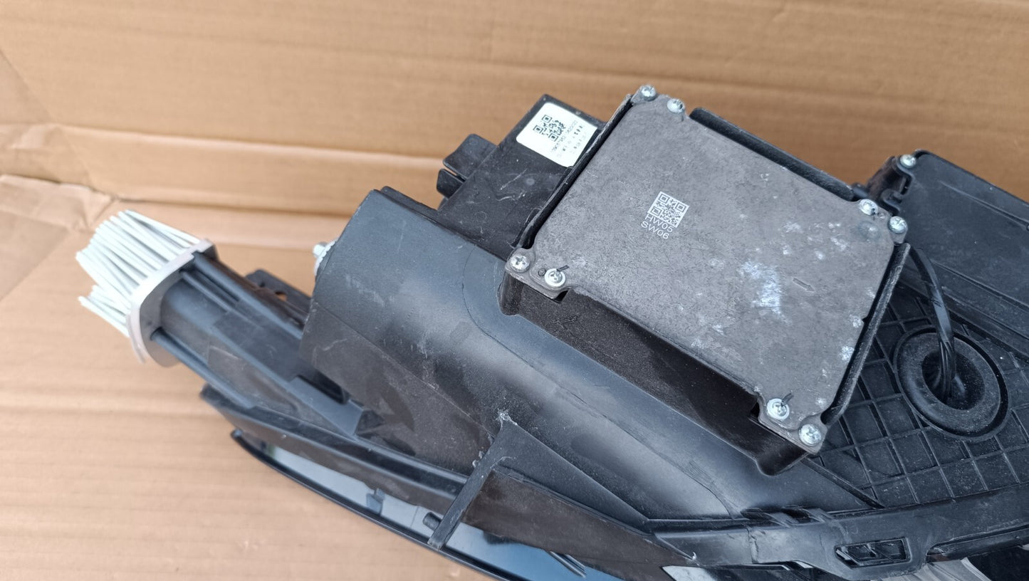 MG ZS 2021 ONWARDS  NEAR SIDE PASSENGERS SIDE FRONT LED HEADLIGHT 10905795 mg36