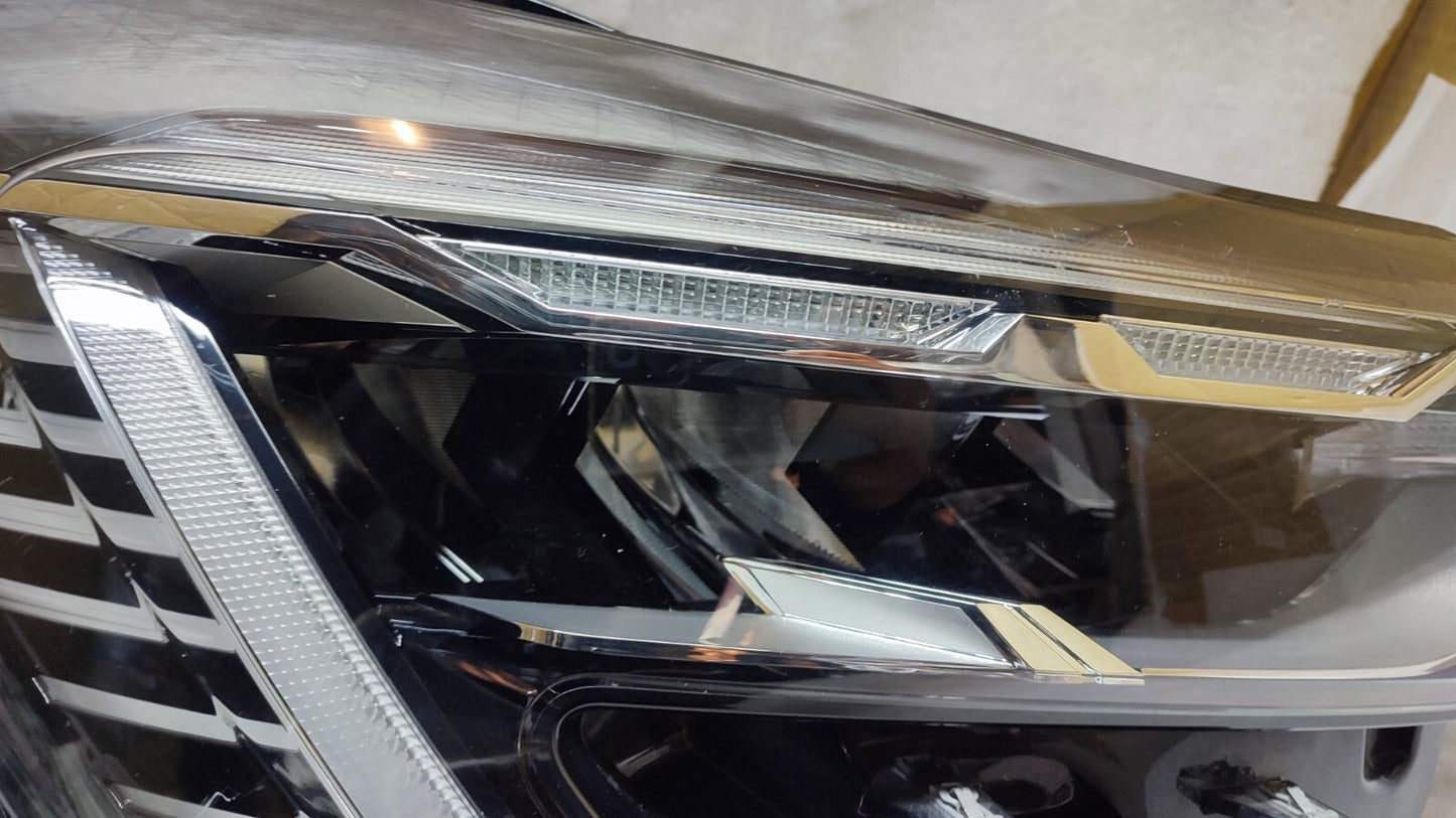 RENAULT CAPTUR HEADLAMP LED RIGHT DRIVER SIDE 260100119R MK2 2019-24 ren35