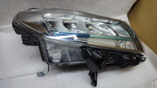 SUZUKI VITARA 2017 - 222 DRIVERSIDE HEADLIGHT 100-7R017 suvi15