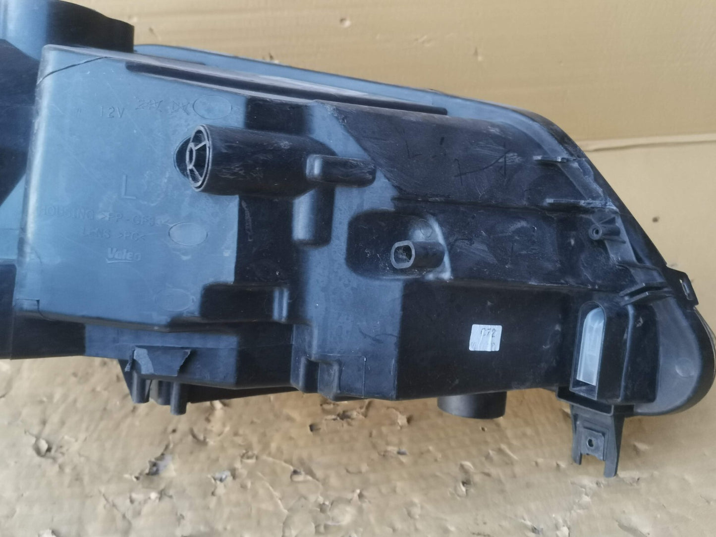 SEAT ATECA 2016-2024 GENUINE LED PASSENGER SIDE HEADLIGHT  577941007F seat63