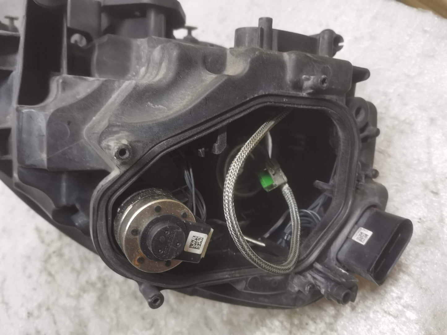 PORSCHE CAYENNE 958 FACELIFT XENON HEADLIGHT 7P5941751F