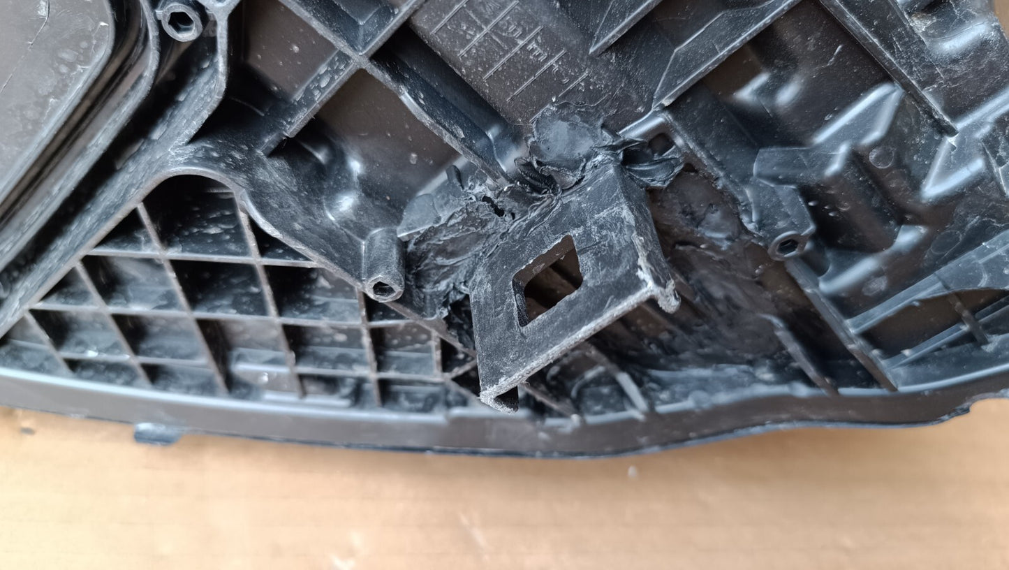 MERCEDES-BENZ W177 A-CLASS PASSENGER SIDE HEADLIGHT A1779064903 2018-2022 m109