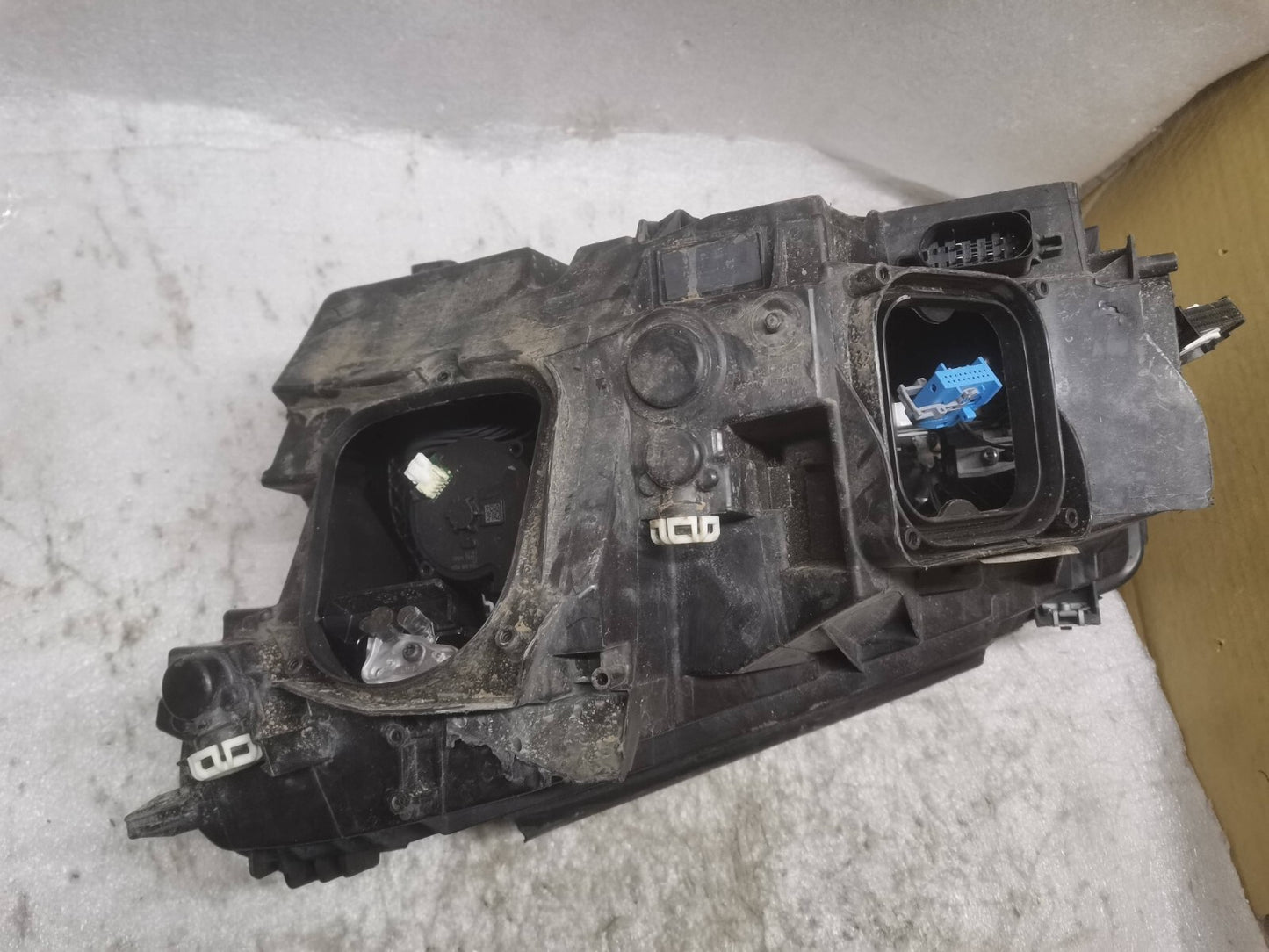 GENUINE MERCEDES GLC W253 DRIVER SIDE LED INTELLIGENT HEADLIGHT A2539066001 m65