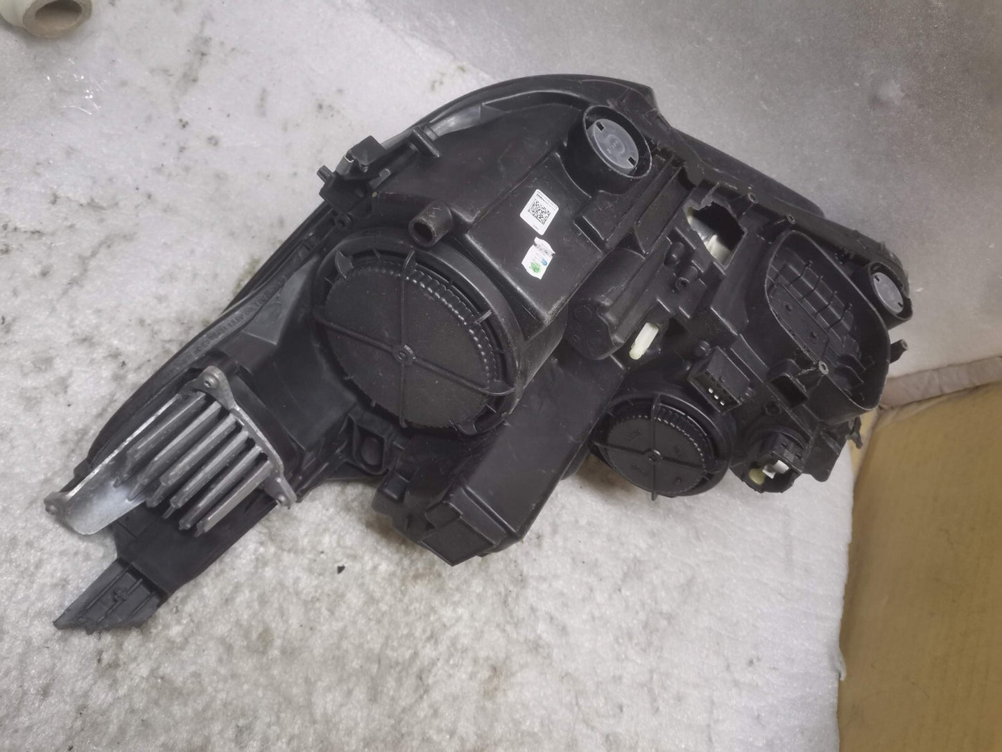 VAUXHALL CROSSLAND X 2017-2021 DRIVER SIDE HALOGEN HEADLIGHT 13467970 vxcr69