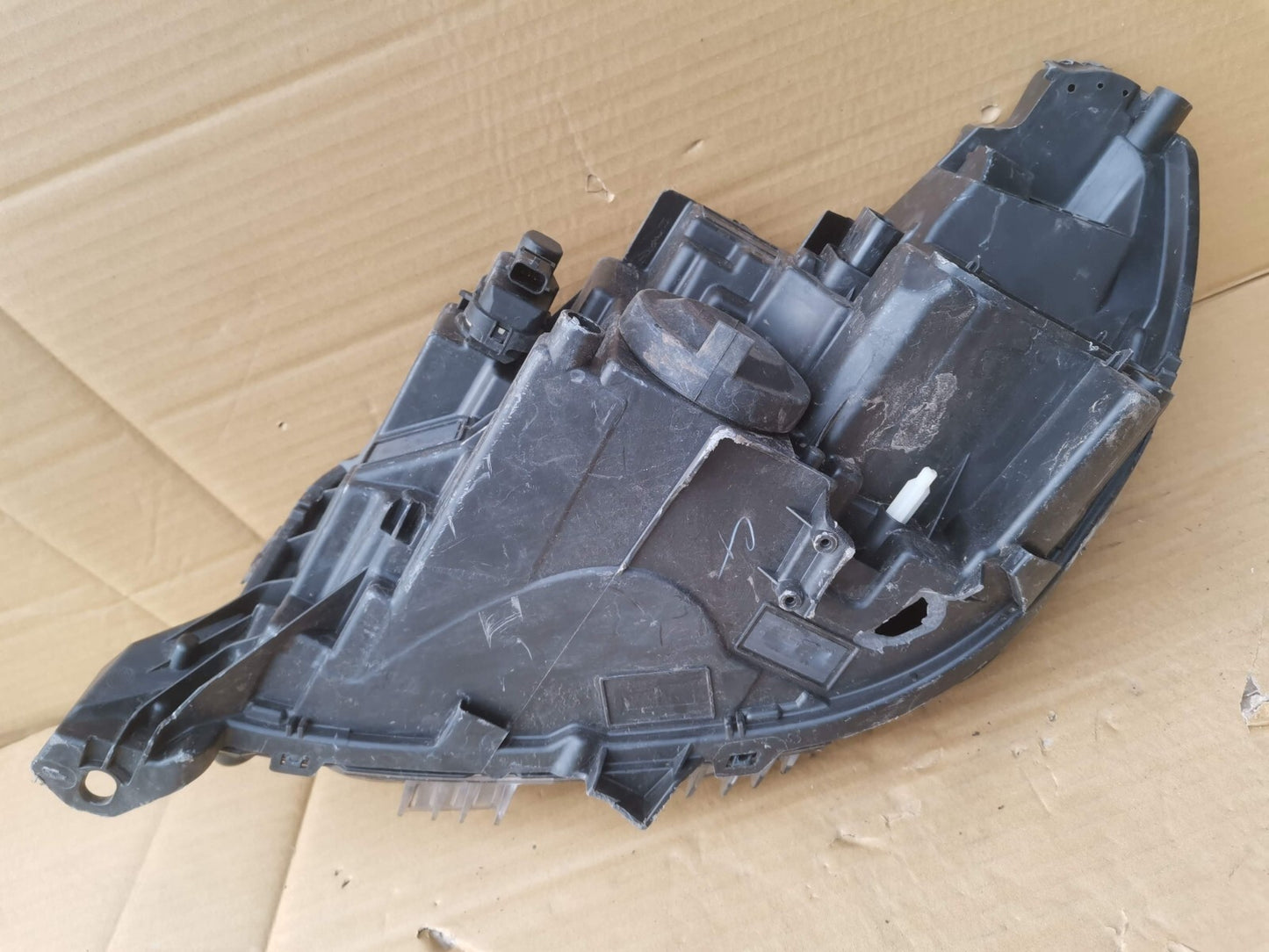 PEUGEOT 208 2019+ GENUINE DRIVERS RH FULL LED HEAD LIGHT 90200110 psa17