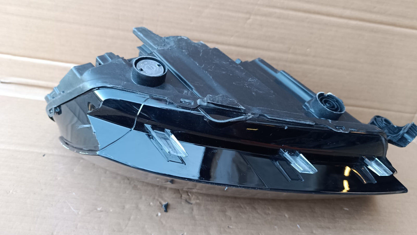 Skoda Fabia Mk4 5 Door 2025+ Headlight passenger Side SK100