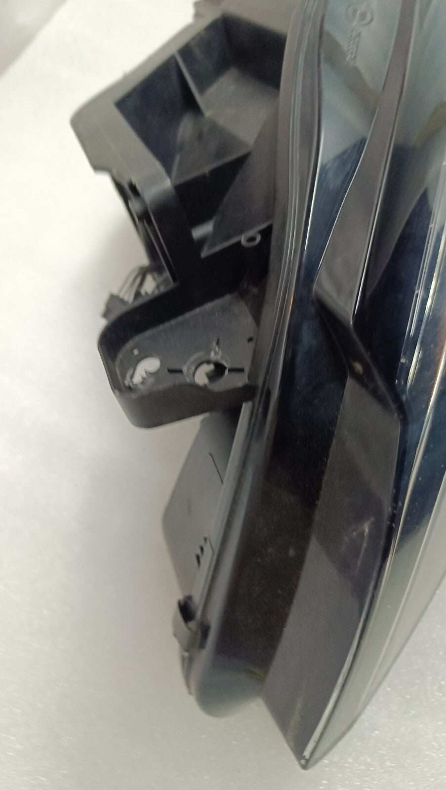 PEUGEOT 308 HEADLIGHT FRONT LEFT PASSENGER SIDE 9800546480 LED MK2 2013-17 psa96