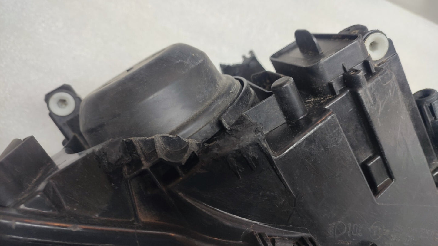 VOLKSWAGEN TOURAN MK3 2016-2020 GENUINE DRIVER FRONT HEADLIGHT 5TC941006A vw173