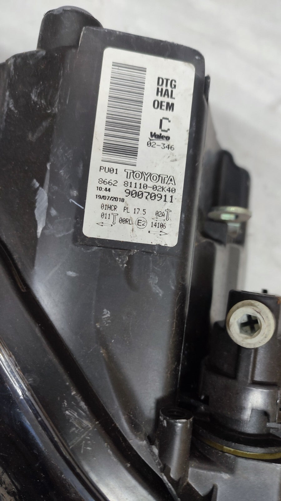 TOYOTA AURIS HEADLIGHT FRONT RIGHT OSF 81110-02K40 Auris Head Lamp HYBRID TO49