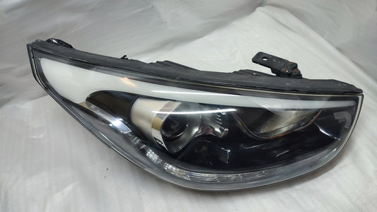 HYUNDAI iX35 2013-2016 FRONT RIGHT XENON LED DRL HEADLIGHT 92102-2SXXX hy24