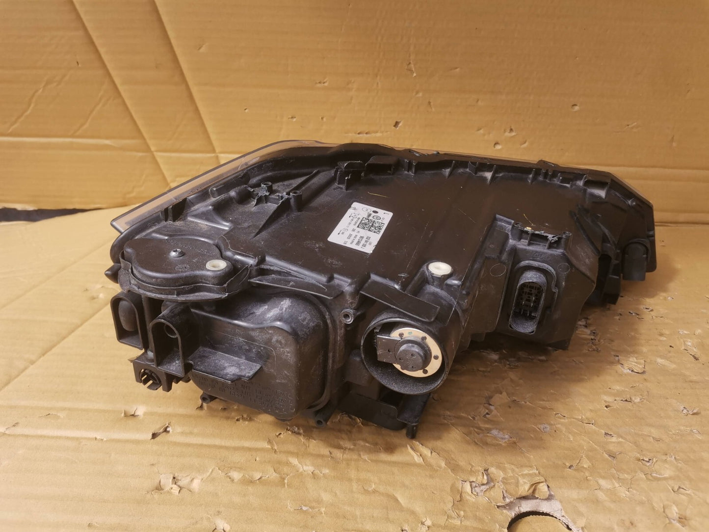 VOLKSWAGEN POLO Headlamp Headlight N/S 2017+  Hatchback LH 2G2941035J vw101