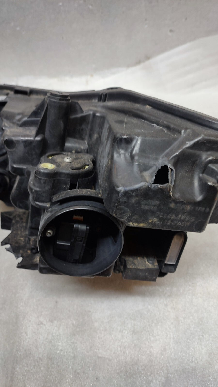 SKODA SCALA 2019-2022 GENUINE RIGHT DRIVER SIDE HEADLIGHT 657941020 sk83