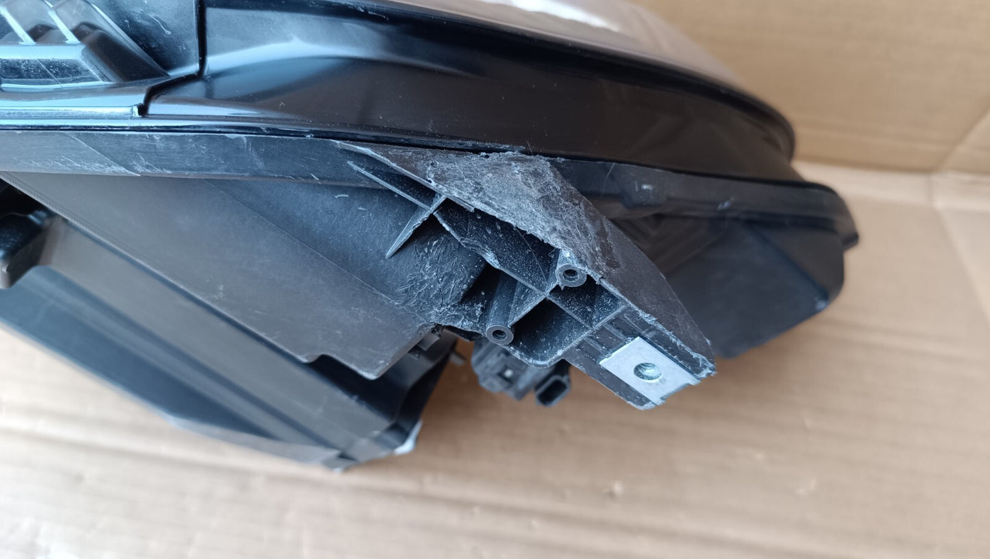 Renault Captur 2020-2022 N/S LED Headlight 260603358R ren54