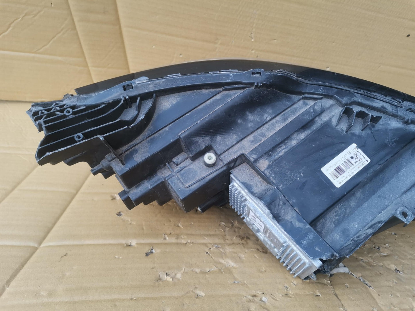 Peugeot 3008 2017-20 Left NEARSIDE headlamp Headlight 89909537 9810478780 psa22