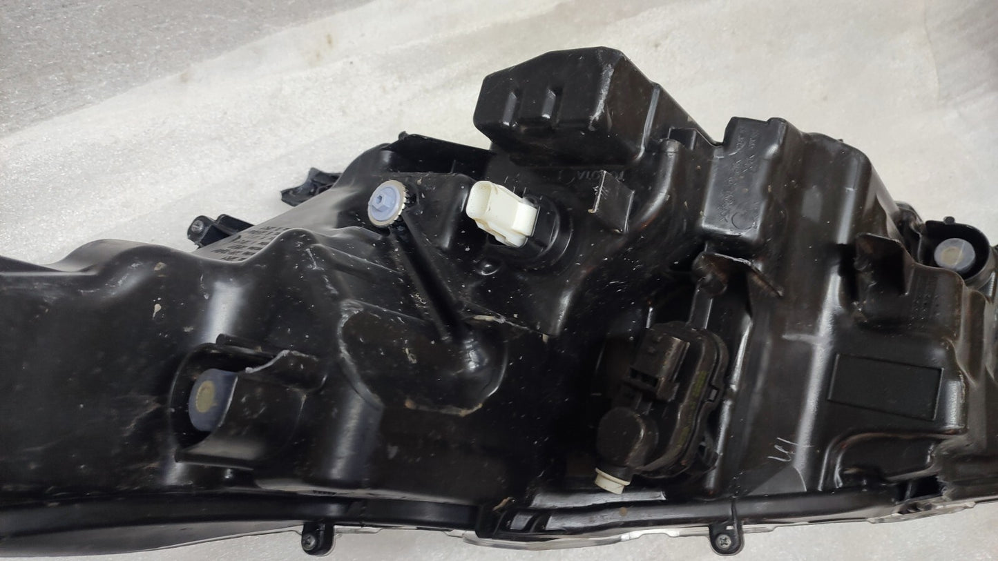 TOYOTA YARIS 2020 2021 2022 FULL LED PASSENGERSIDE N/S LEFT HEADLIGHT toya33