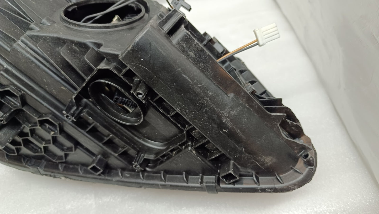 Skoda Yeti 5L 2014-2018 Genuin RHD Xenon headlight unit (left) 5L2941017D sk102