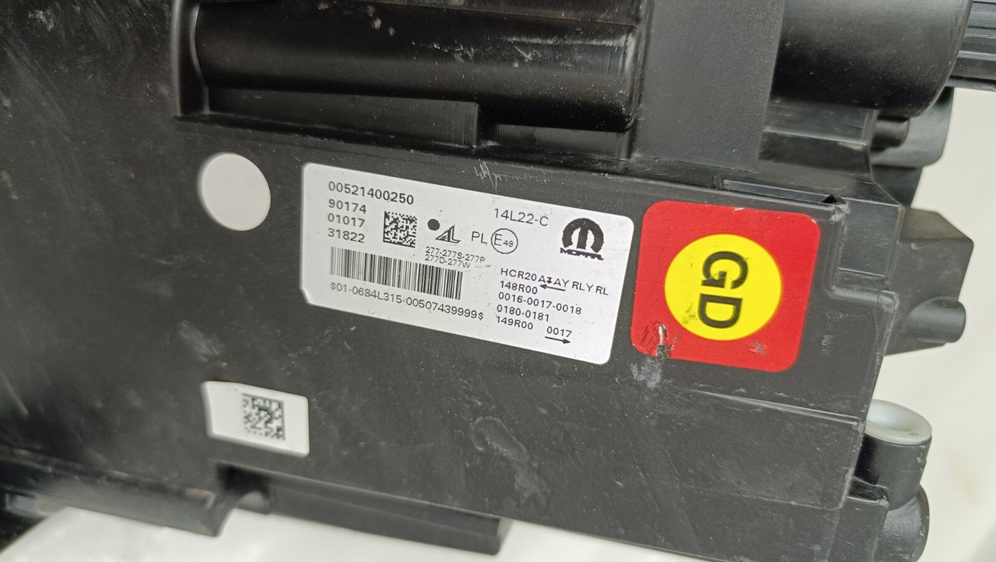 FIAT ABARTH 500 ELECTRIC 2020-23 FRONT HEADLIGHT T2-21 00521400250 fia11