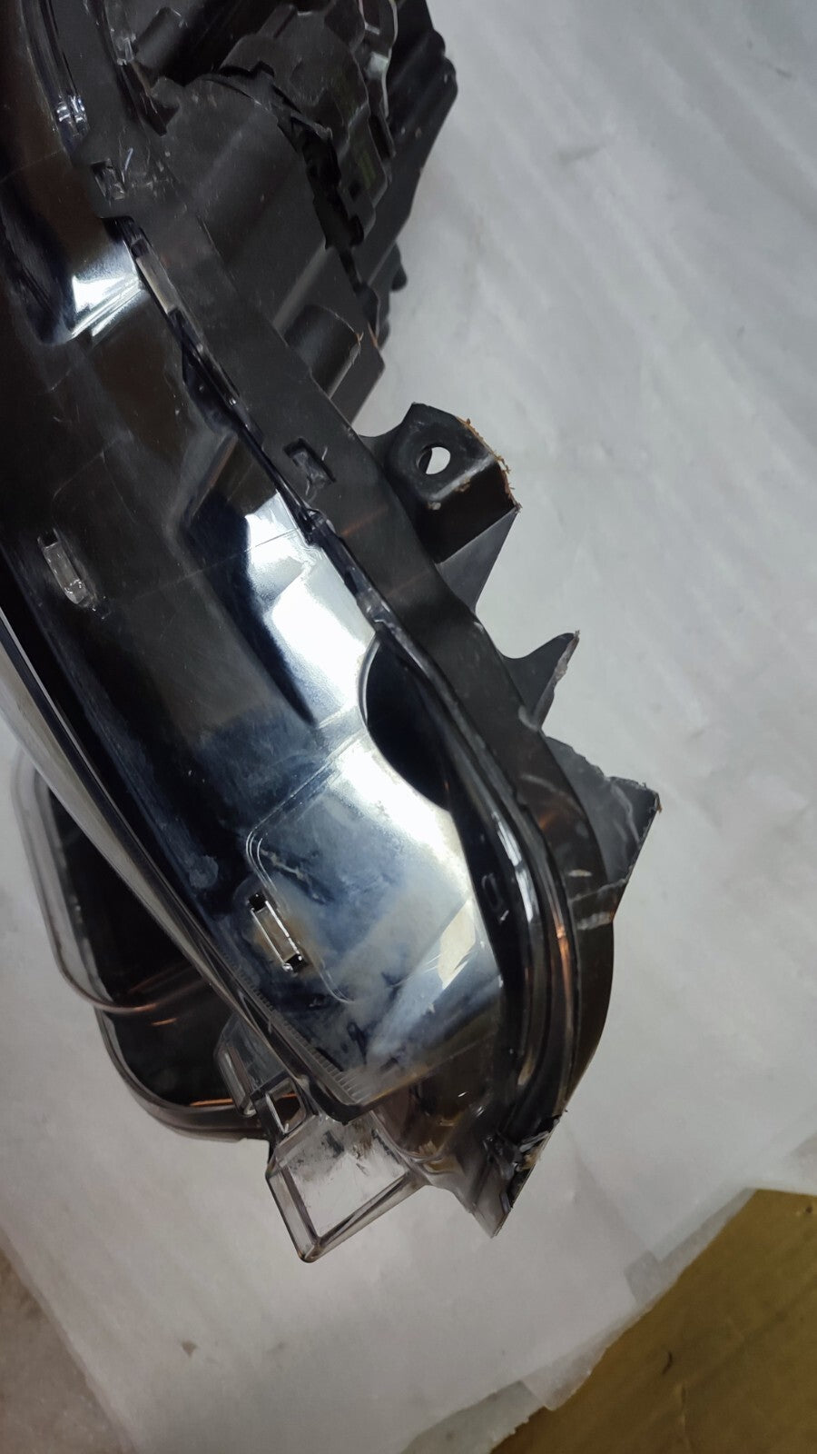 TOYOTA AURIS HEADLIGHT FRONT RIGHT OSF 81110-02K40 Auris Head Lamp HYBRID TO49