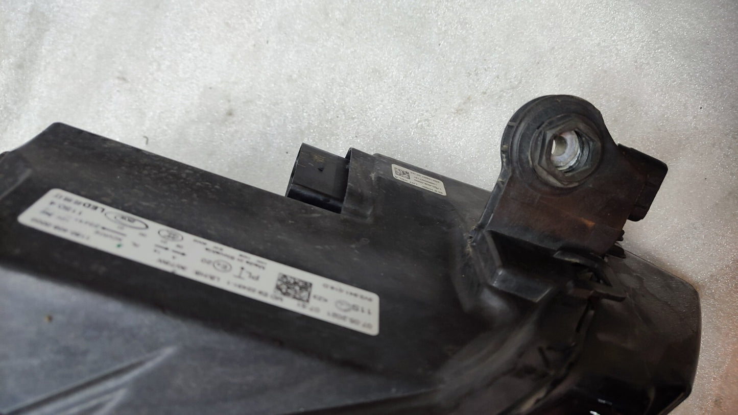 SKODA SUPERB MK3 FACELIFT CRYSTAL LED HEADLIGHT 2018-21 DRIVER O/S 3V2941016D 90