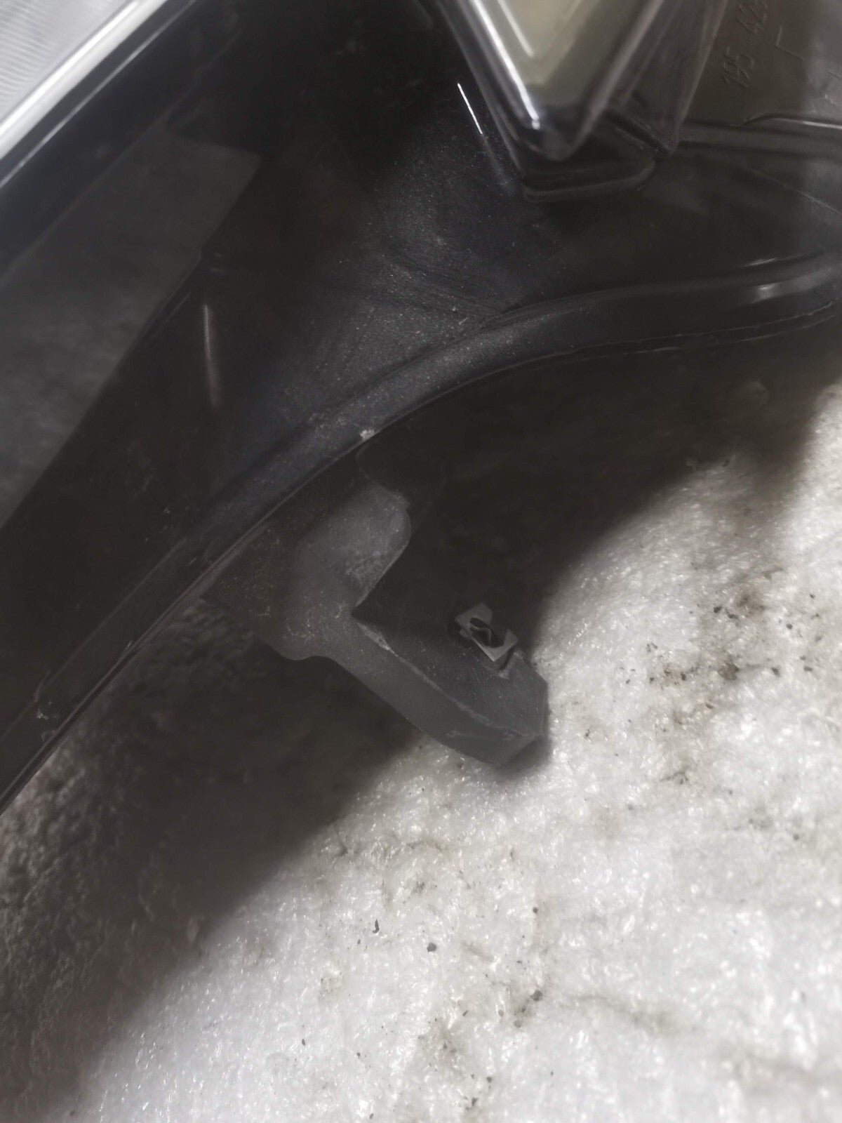 GENUINE VAUXHALL CORSA E 2015 - 2019 PASSENGER HALOGEN HEADLIGHT 39108224LH vx74