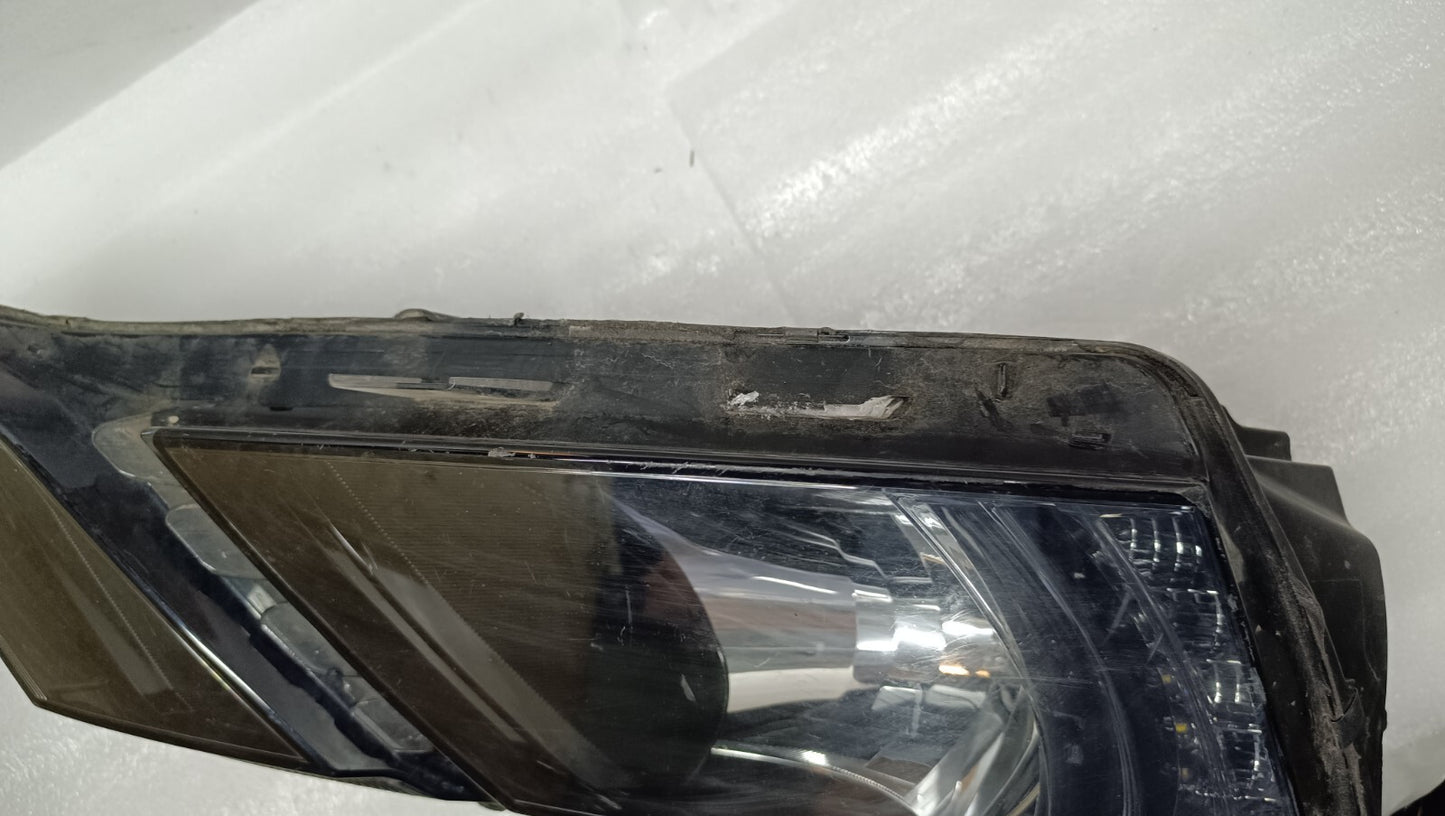 Skoda Octavia Right Driver O/S Halogen Headlight Headlamp 5e2941016c Mk3 SK106