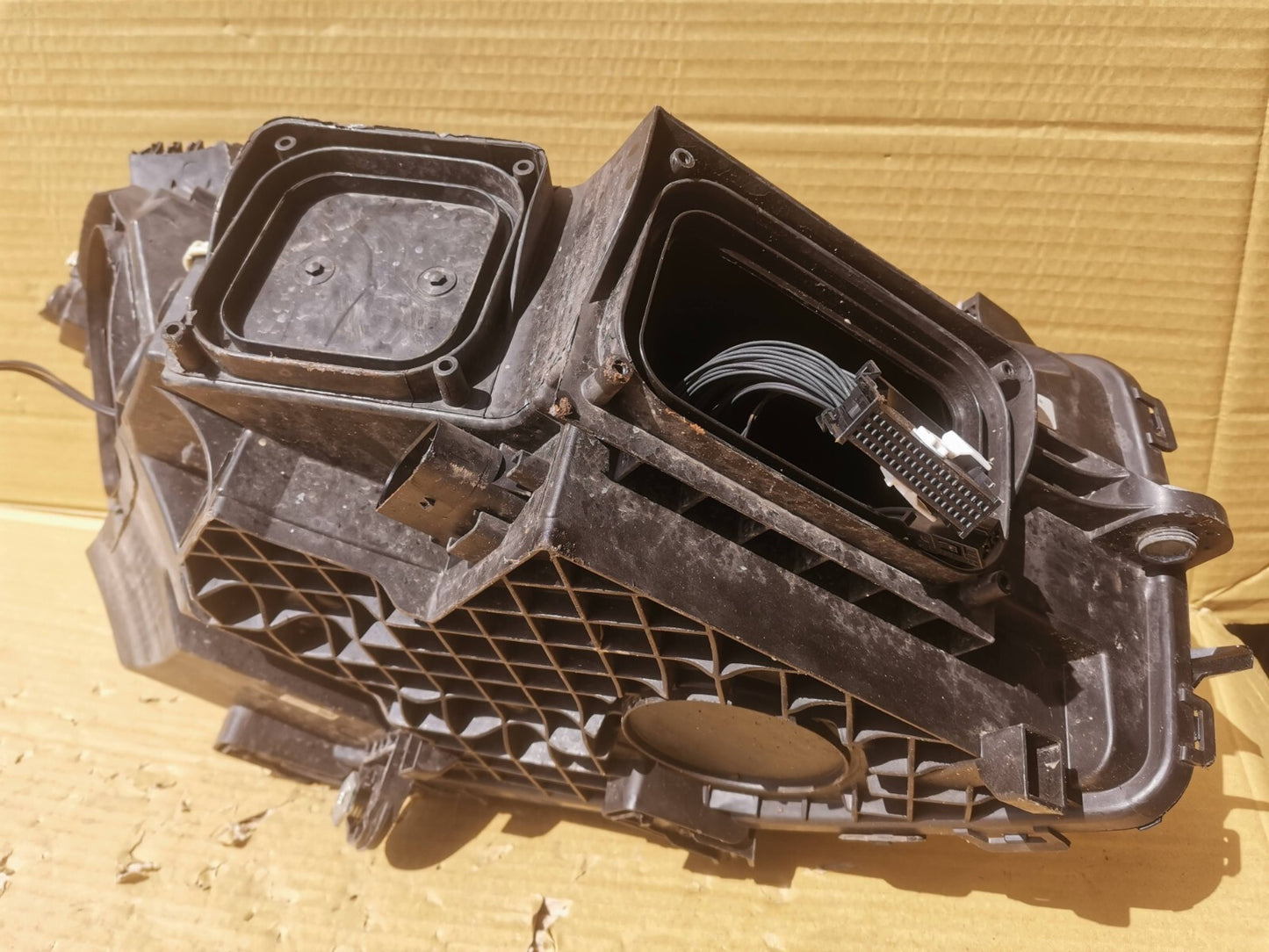 MERCEDES GLC W253 HEADLIGHTS RHD LED HIGH PERFORMANCE LEFT A2539065301 m44